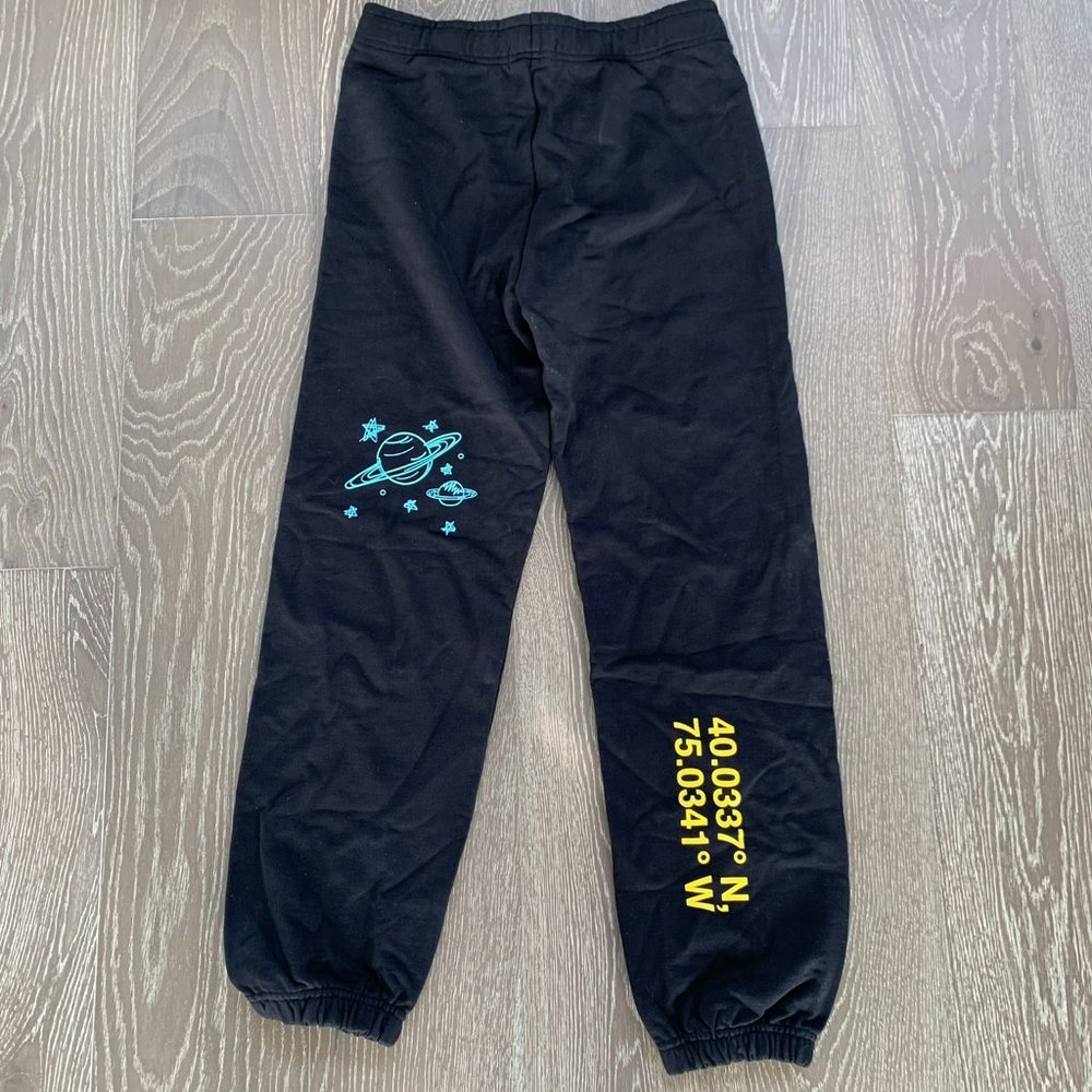 Mayfair the Label Out of This World sweatpants